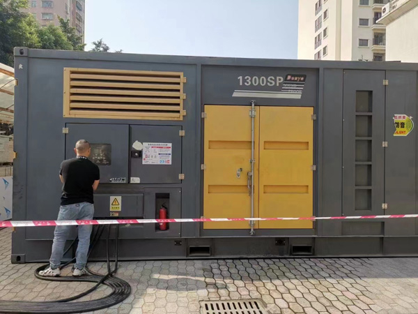 定城镇100kw柴油发电机组的机油应该如何选择?